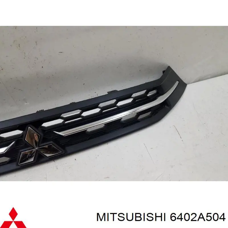 Compre 6402A504 Mitsubishi Grelha superior do pára-choque dianteiro