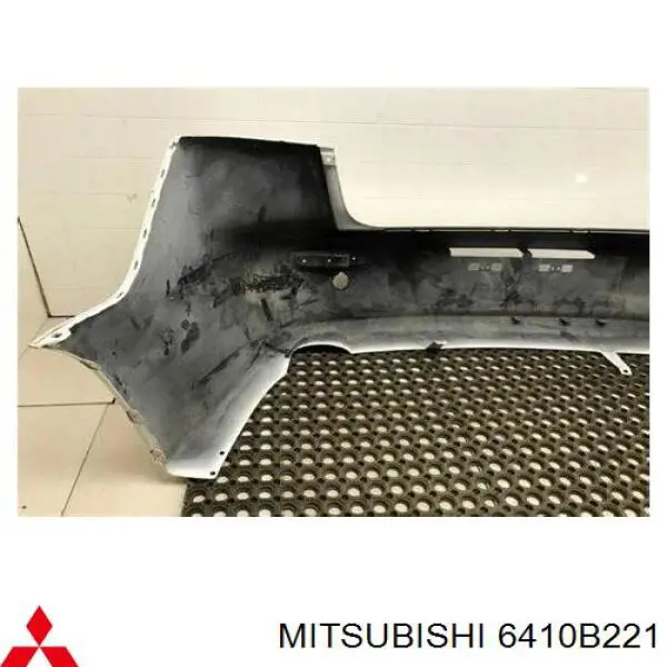 Compre 6410B172 Mitsubishi Pára-choque traseiro