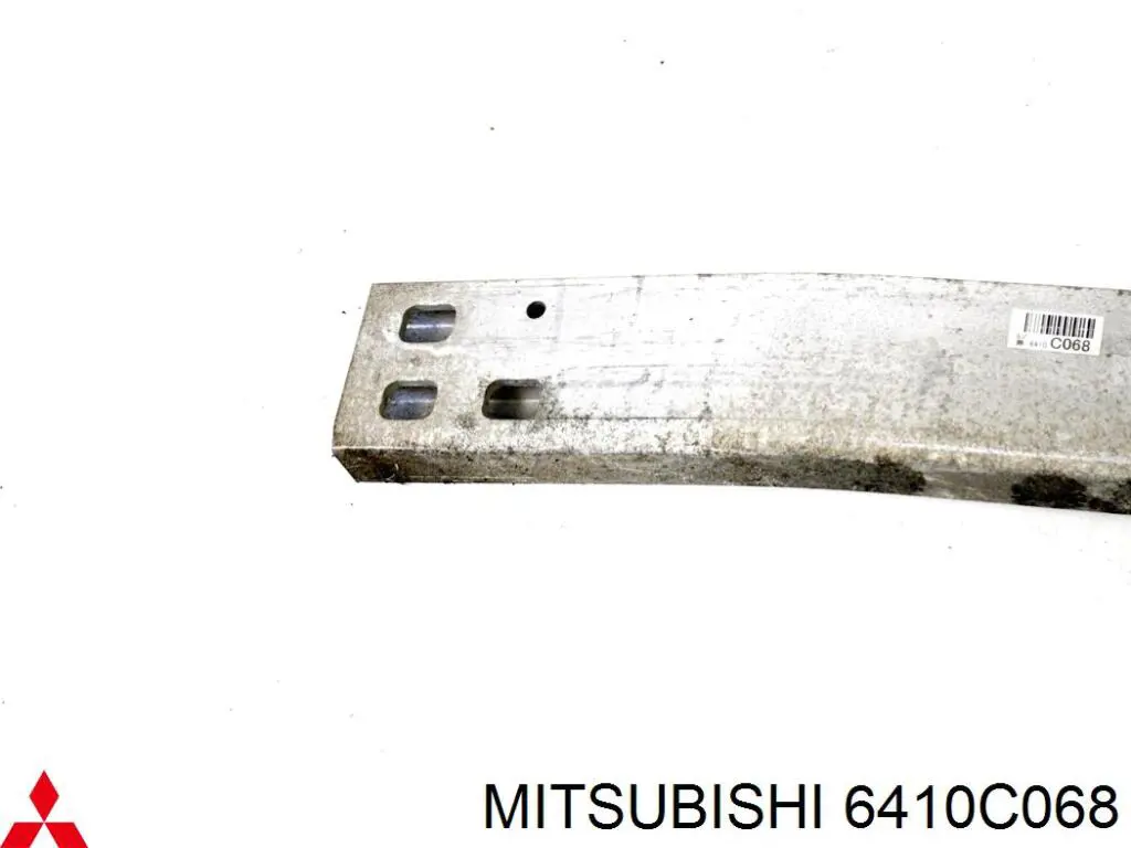 6410C068 Mitsubishi Reforçador do pára-choque traseiro