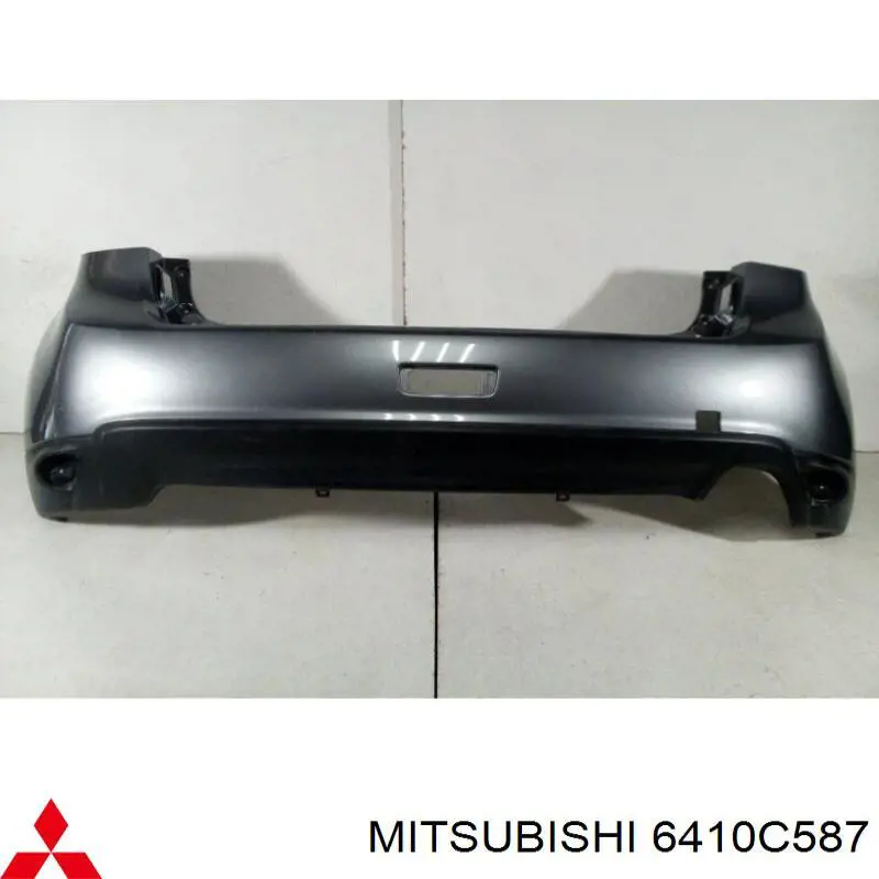 6410C587 Mitsubishi Pára-choque traseiro