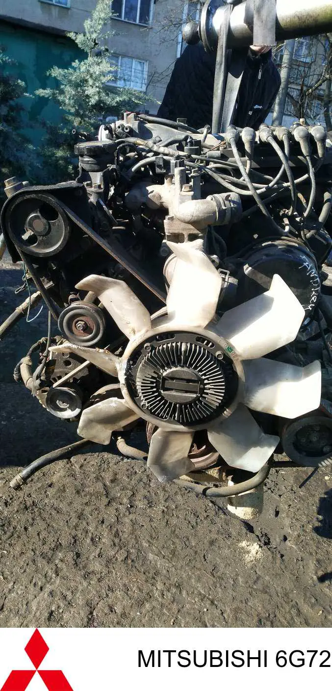 Motor montado para Mitsubishi Pajero I L04G, L14G