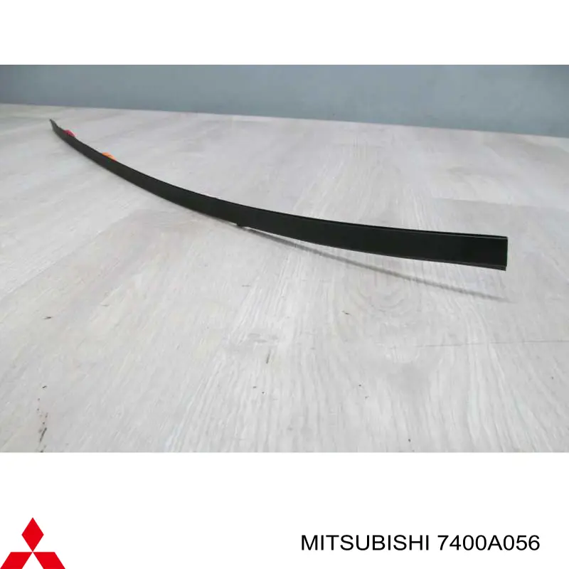 Moldura do teto direita Mitsubishi 7400A056 preço, a partir de 58,88 USD