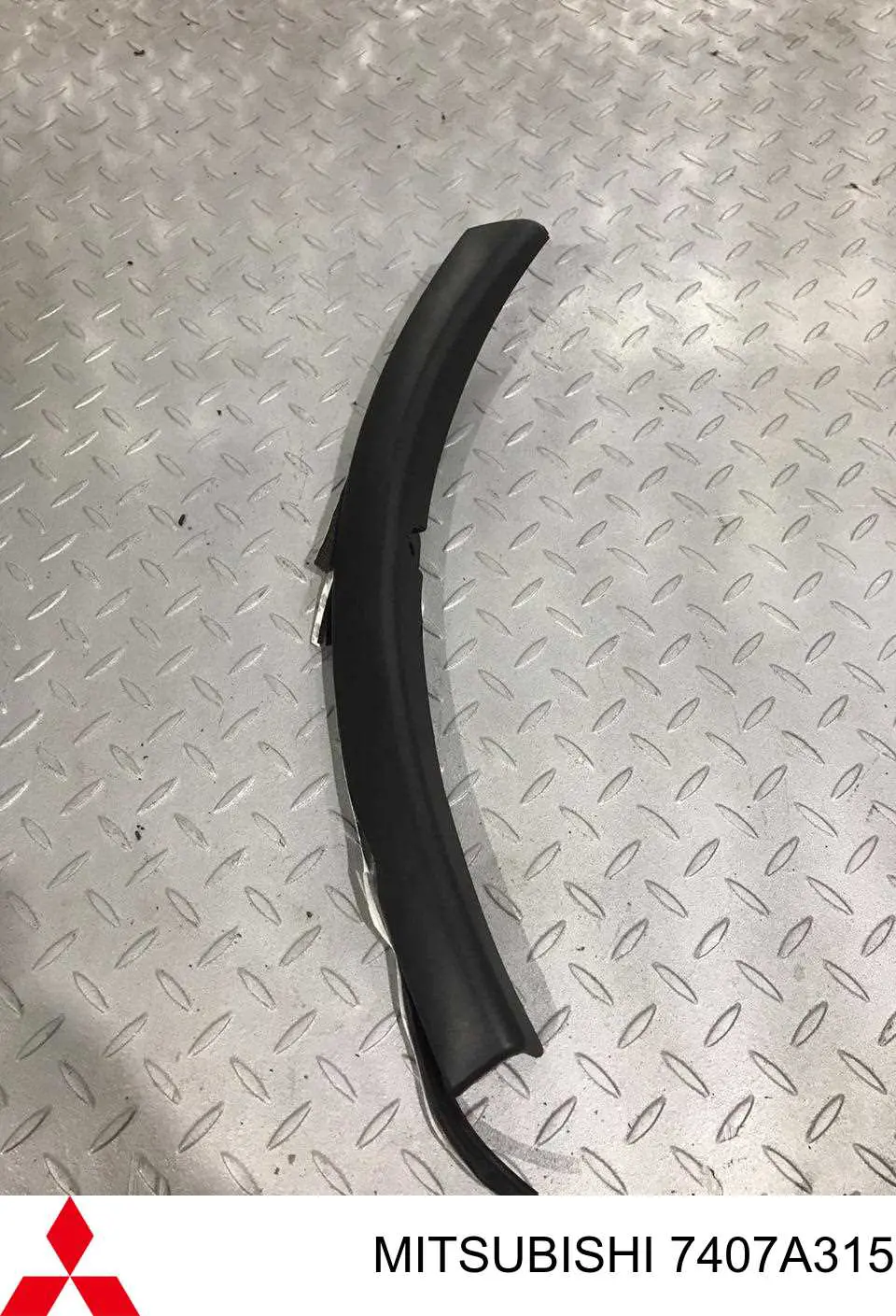 Arco do pára-lama dianteiro esquerdo Mitsubishi 7407A673 preço, a partir de 23,04 USD