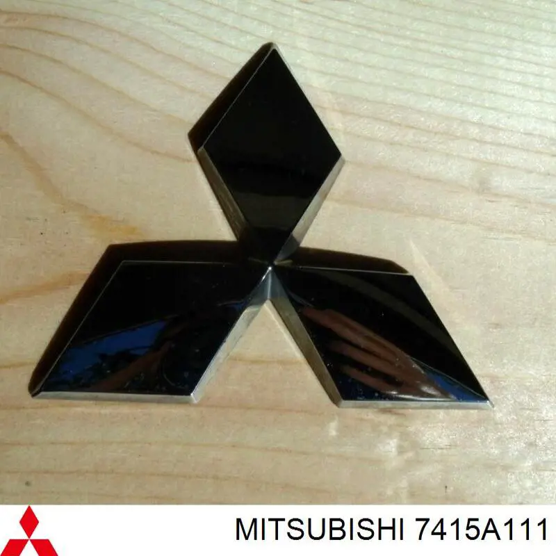 Emblema de tampa de porta-malas (emblema de firma) Mitsubishi 7415A111 preço, a partir de 38,66 USD