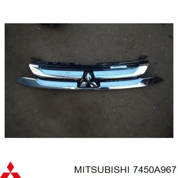 Grelha do radiador Mitsubishi 7450A967