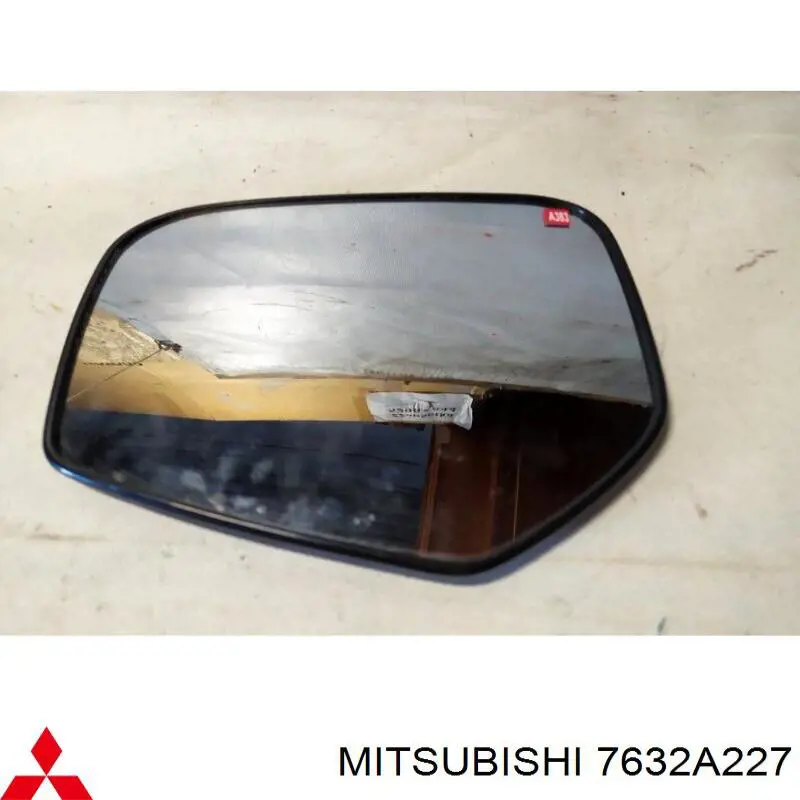 7632A227 Mitsubishi Elemento espelhado do espelho de retrovisão esquerdo