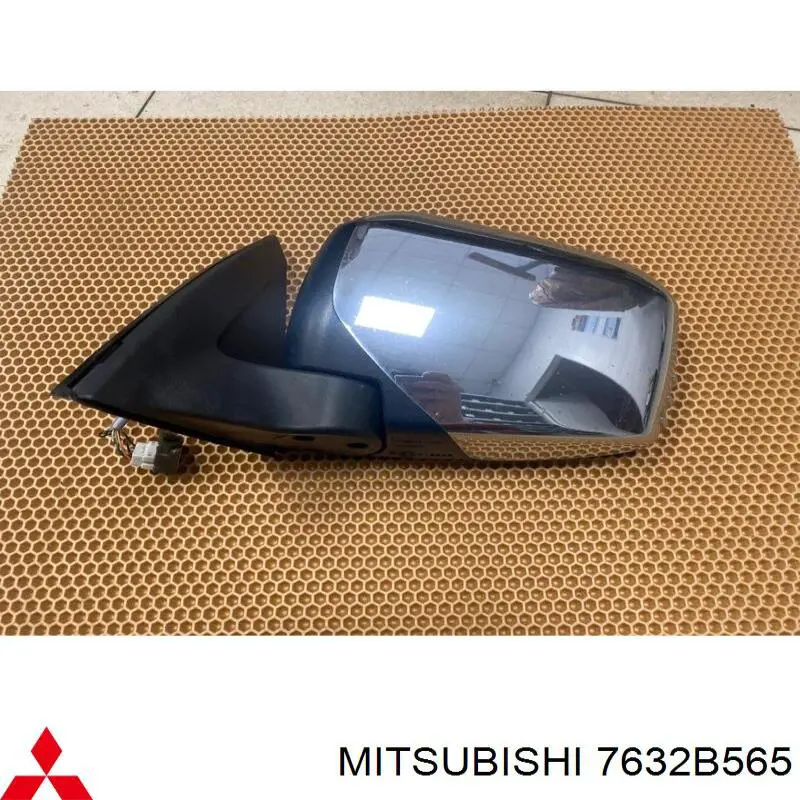 7632B565 Mitsubishi Espelho de retrovisão esquerdo