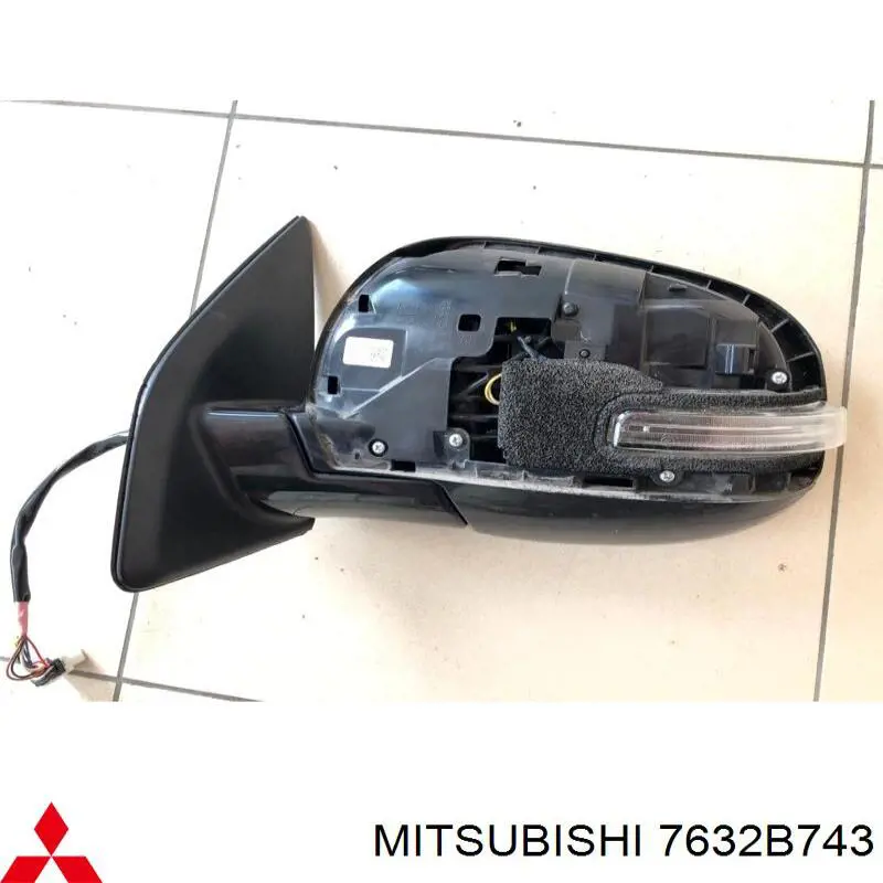 Compre 7632B743 Mitsubishi Espelho de retrovisão esquerdo