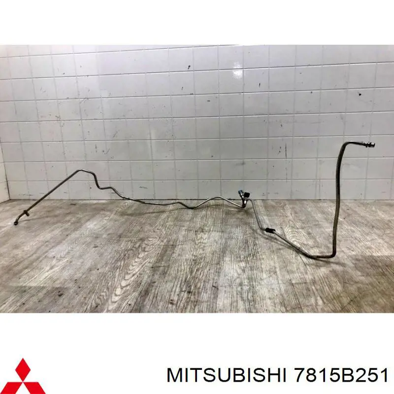 7815B251 Mitsubishi Mangueira de aparelho de ar condicionado, desde o radiador até o vaporizador