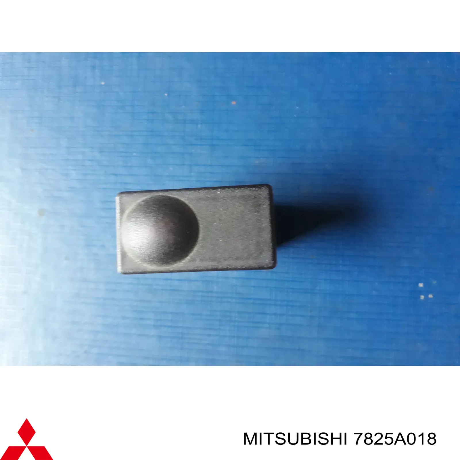 7825A018 Mitsubishi 