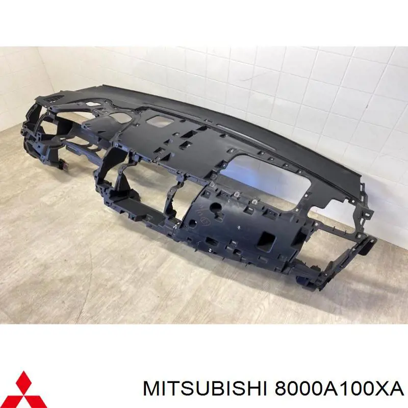 Painel de salão dianteira do "painel de instrumentos" Mitsubishi 8000A100XA preço, a partir de 710,51 USD