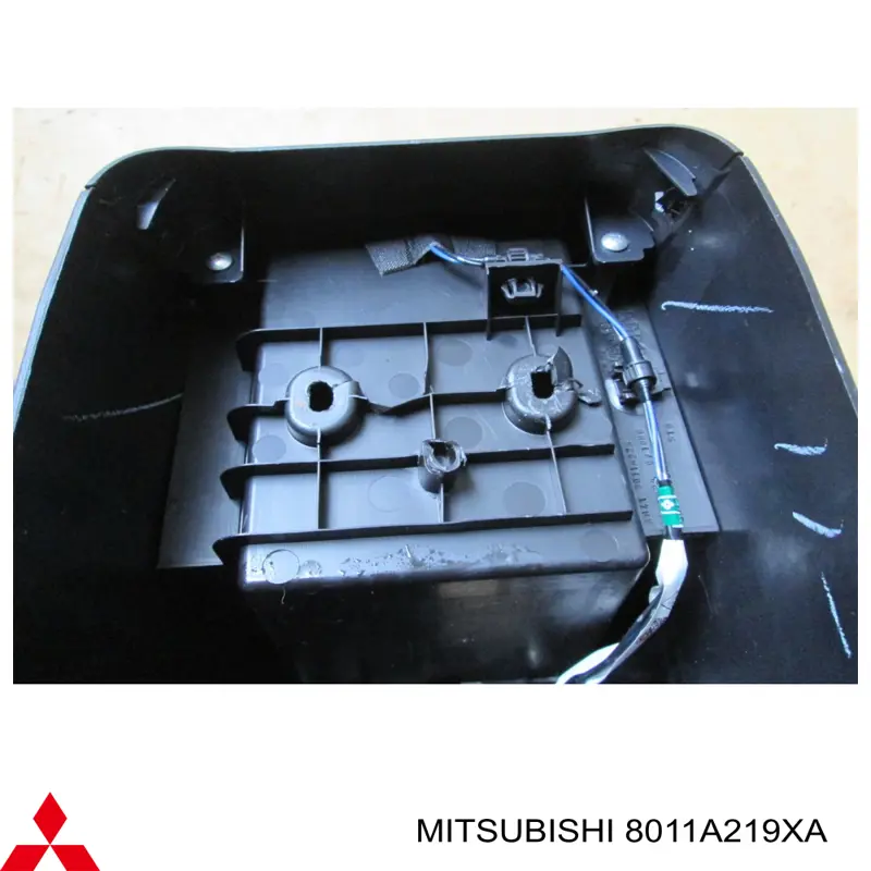 Consola de painel de controlo central Mitsubishi 8011A219XA preço, a partir de 559,54 USD