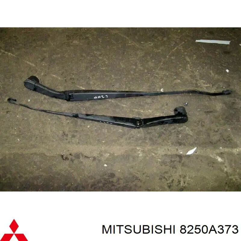 Braço de limpa-pára-brisas do pára-brisas Mitsubishi Pajero SPORT II KH