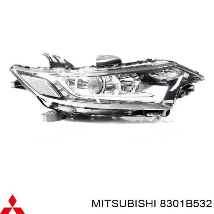 8301B532 Mitsubishi Luz direita