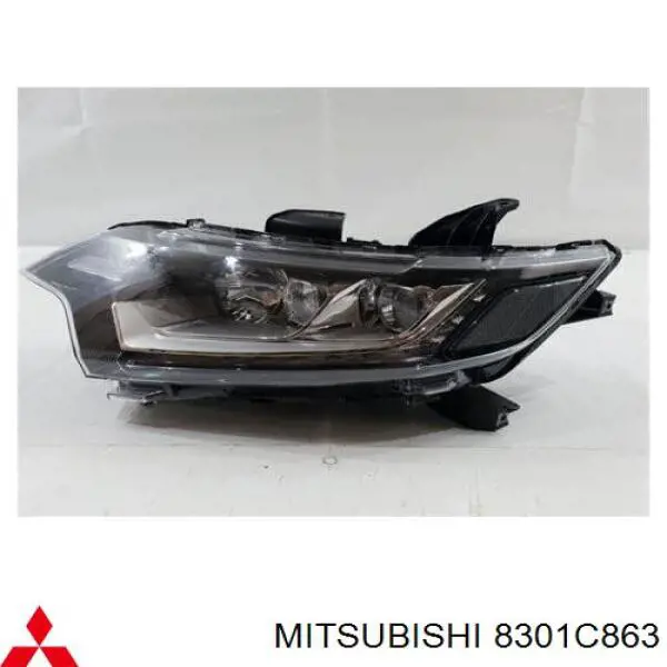 8301C863 Mitsubishi Luz esquerda