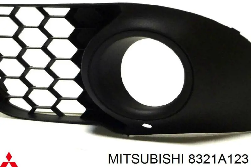 Tampão (grelha) das luzes de nevoeiro do pára-choque dianteiro esquerdo Mitsubishi 8321A123 preço, a partir de 14,11 USD