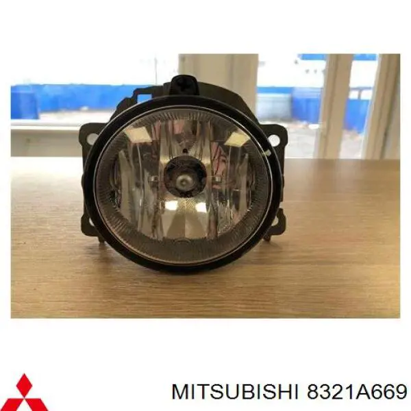 Luzes de nevoeiro esquerdas/direitas Mitsubishi 8321A669 preço, a partir de 120,88 USD
