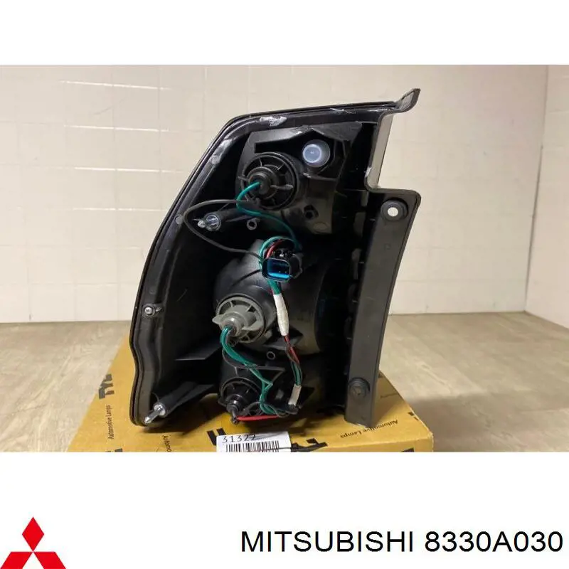 Lanterna traseira direita Mitsubishi 8330A030 preço, a partir de 106,54 USD