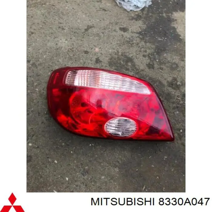 Compre MN190279 Mitsubishi Lanterna traseira esquerda