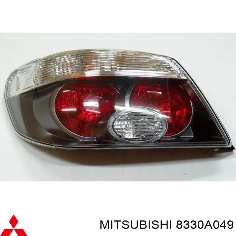 Lanterna traseira esquerda 8330A049 Mitsubishi