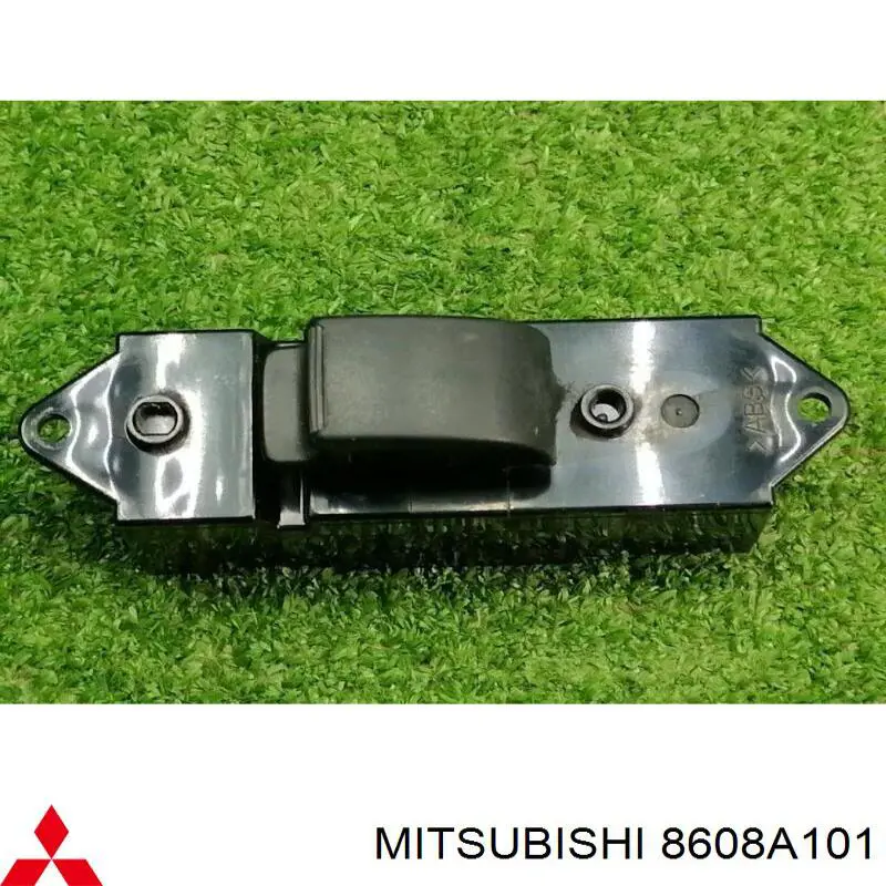 Unidade de botões traseira esquerda de controlo de elevador de vidro Mitsubishi 8608A101 preço, a partir de 122,53 USD