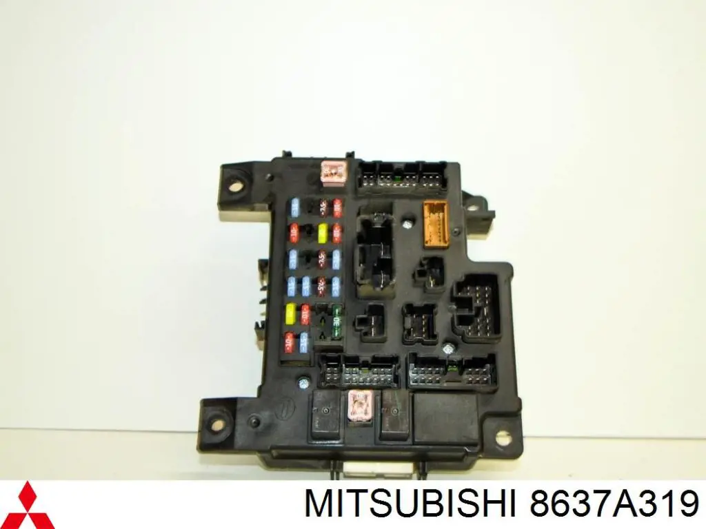 8637A319 Mitsubishi Unidade traseira do salão de dispositivos de segurança