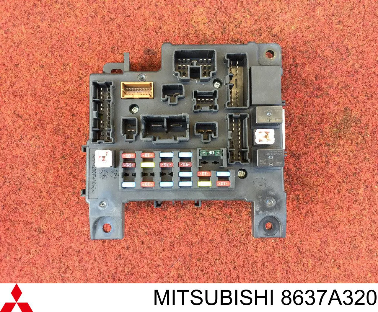 8637A320 Mitsubishi Unidade traseira do salão de dispositivos de segurança