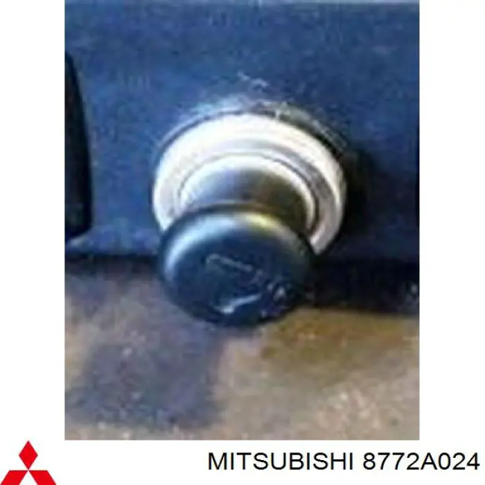 8772A024 Mitsubishi Acendedor de cigarros