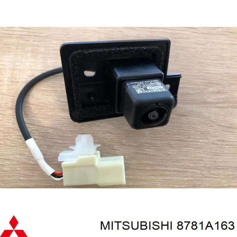 8781A163 Mitsubishi Câmara do sistema para asseguramento de visibilidade