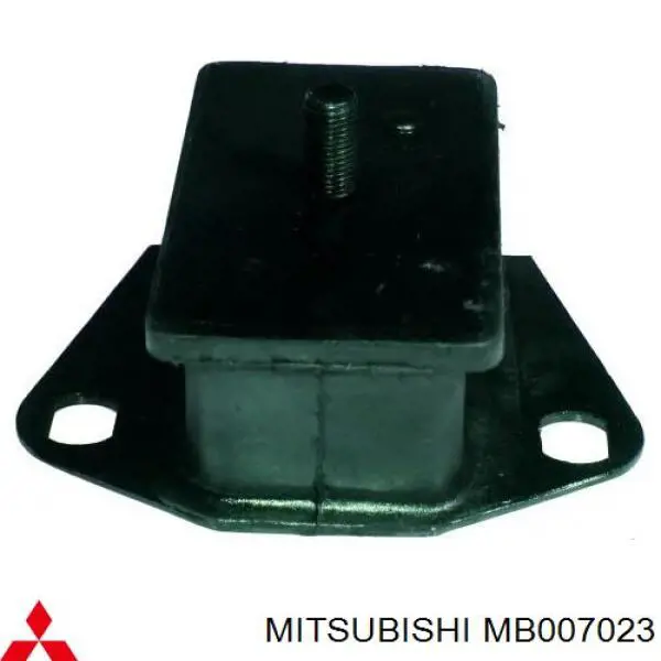 MB007023 Mitsubishi Coxim (suporte) esquerdo/direito de motor