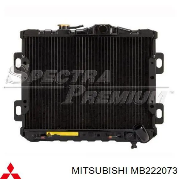  Radiador de esfriamento de motor Mitsubishi Lancer III sedan (C1A,C6A) (1983 - 1990) III