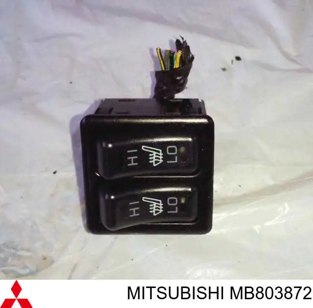 MB803872 Mitsubishi Botão de ativação de aquecimento do assento