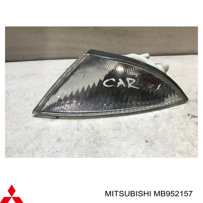 Compre MB952157 Mitsubishi Pisca-pisca esquerdo