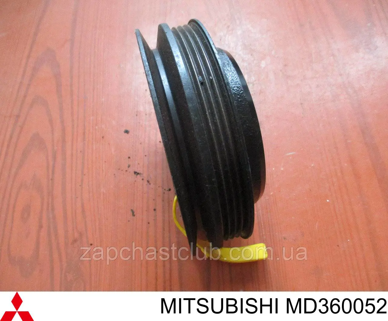 MD360052 Mitsubishi Polia de cambota