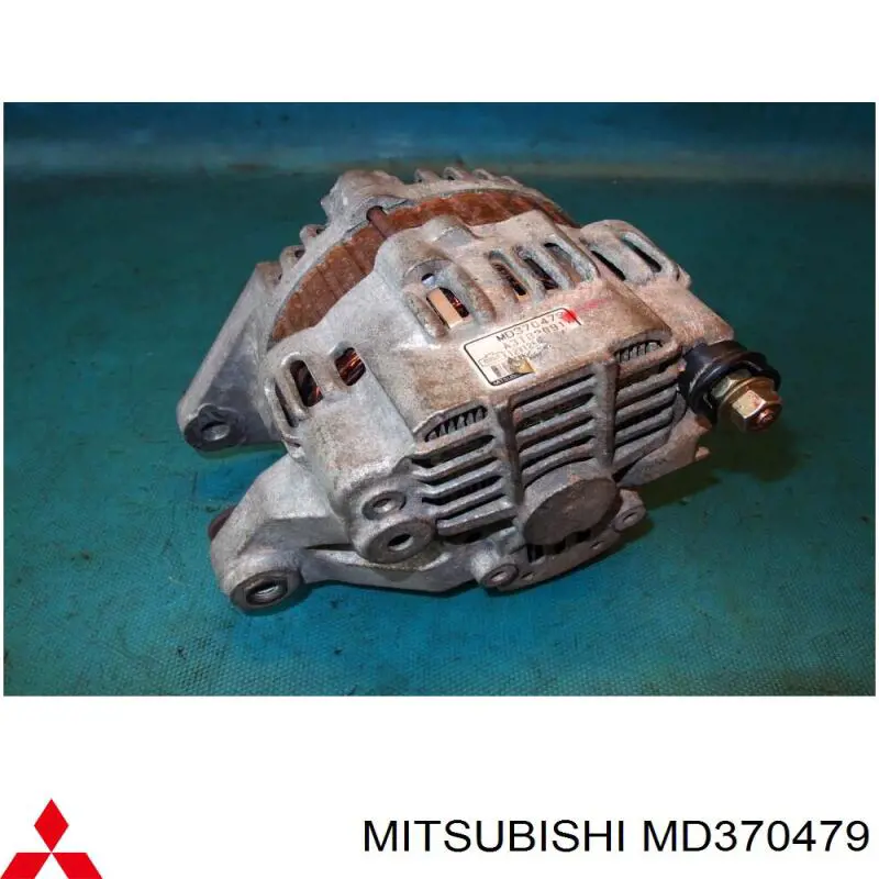 MD370479 Mitsubishi Gerador