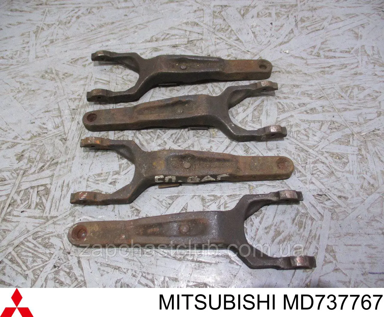 Forquilha de embraiagem Mitsubishi MD737767 preço, a partir de  USD