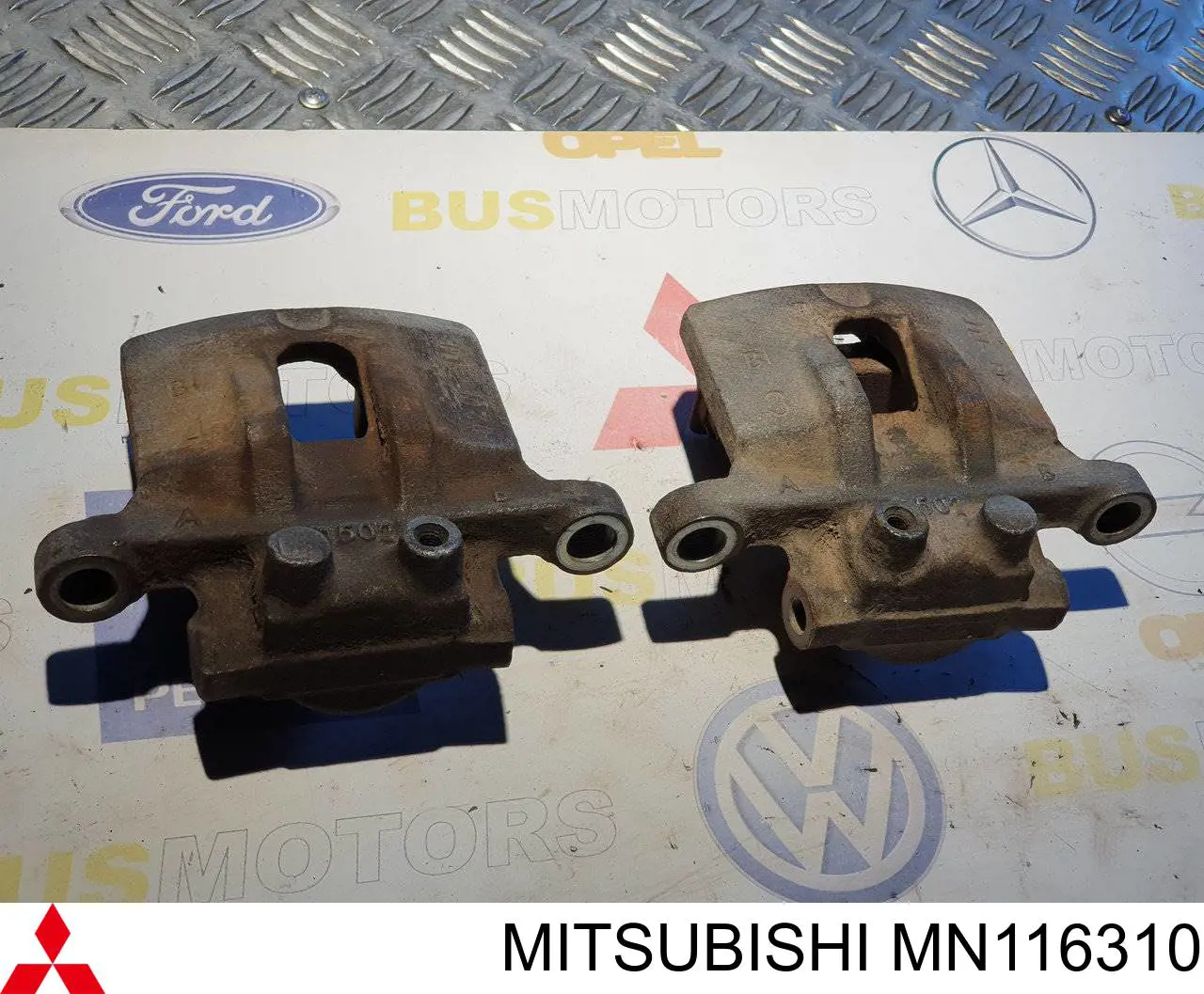 Suporte do freio traseiro direito Mitsubishi MN116310 preço, a partir de 63,10 USD