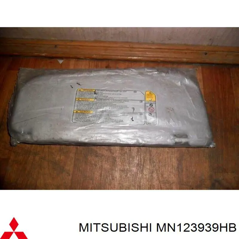 Pala contra o sol para Mitsubishi L 200 IV KA, KB