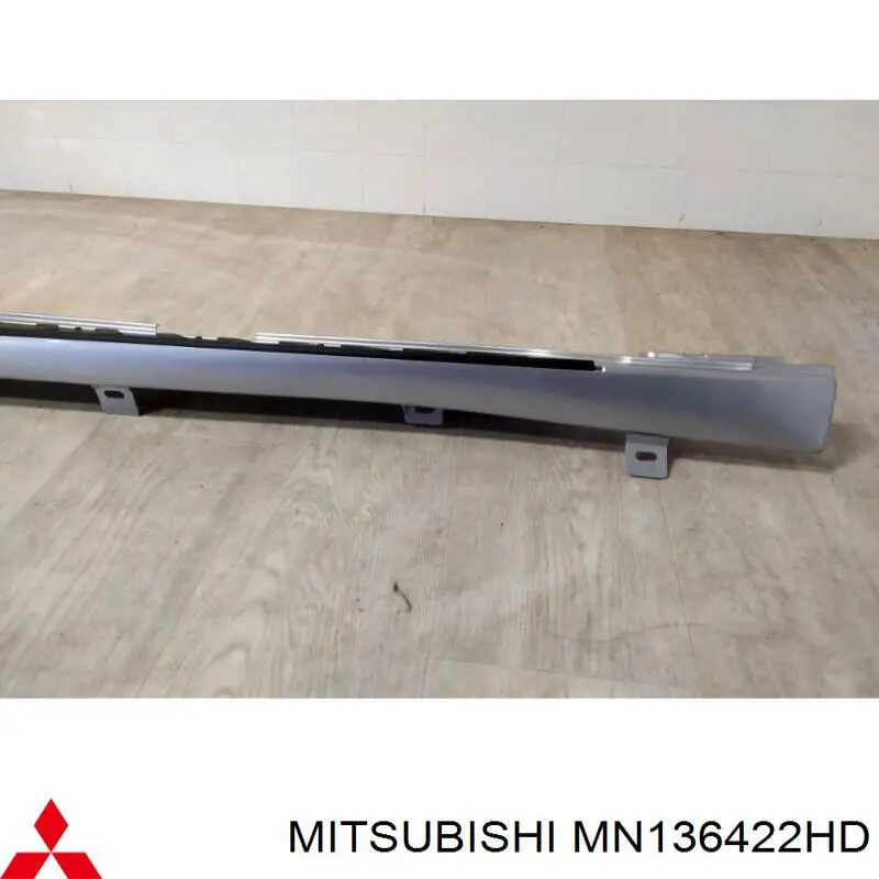 Placa sobreposta de estribo Mitsubishi MN136422HD preço, a partir de 512,29 USD