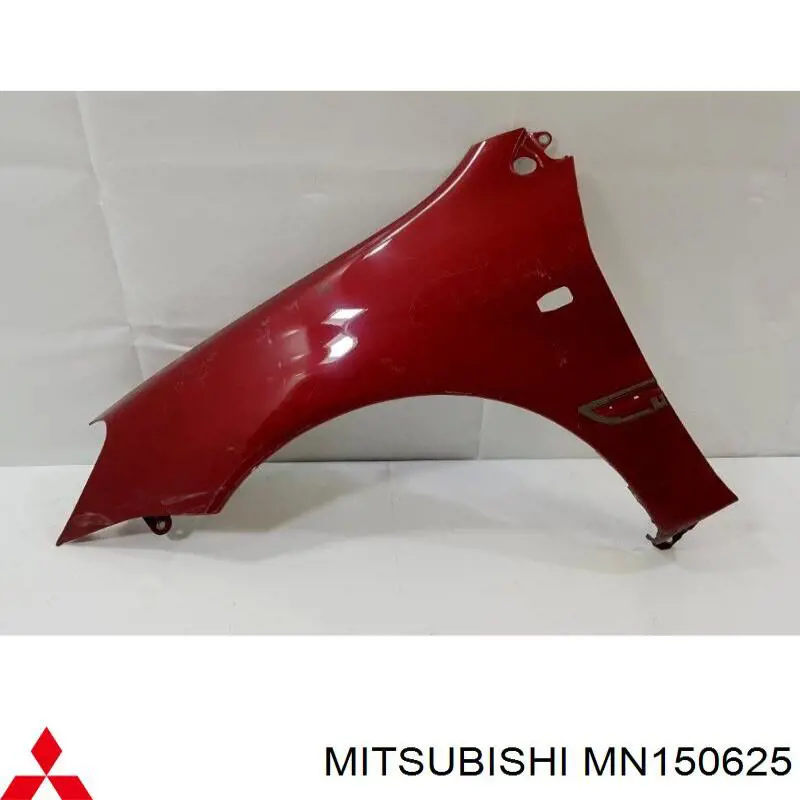 MN150625 Mitsubishi Pára-lama dianteiro esquerdo