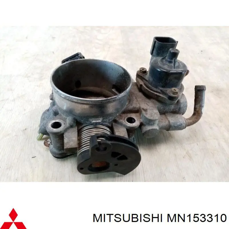 MN153310 Mitsubishi Válvula de borboleta montada