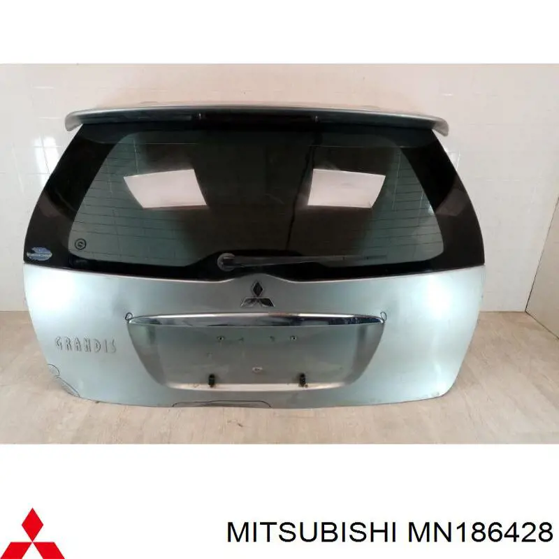 MN186428 Mitsubishi Porta traseira (3ª/5ª porta-malas (tampa de alcapão)