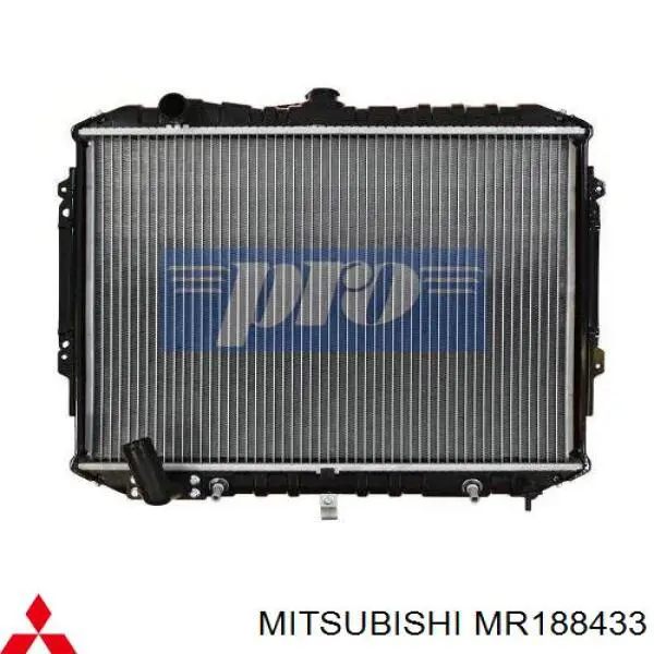 Compre MN135600 Mitsubishi Radiador de esfriamento de motor