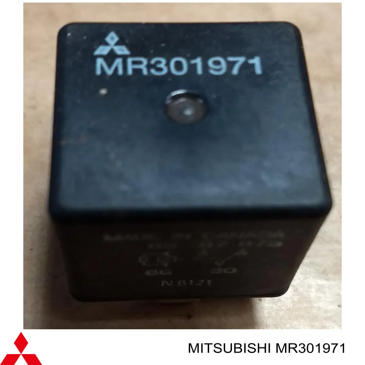 MR301971 Mitsubishi Relê de ventilador