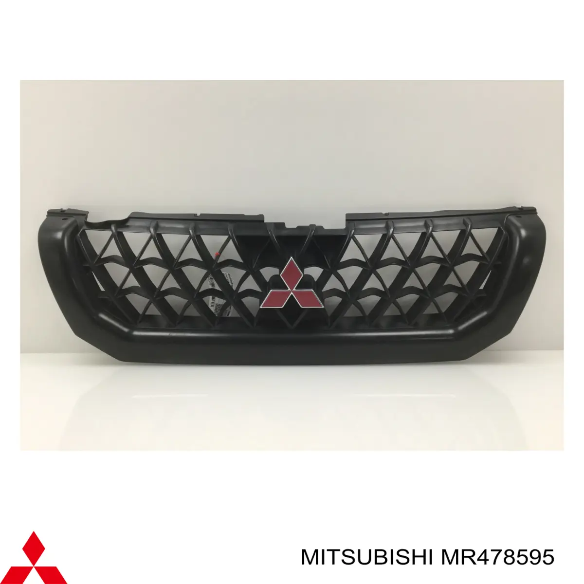 Grelha do radiador Mitsubishi MR478595 preço, a partir de 115,38 USD
