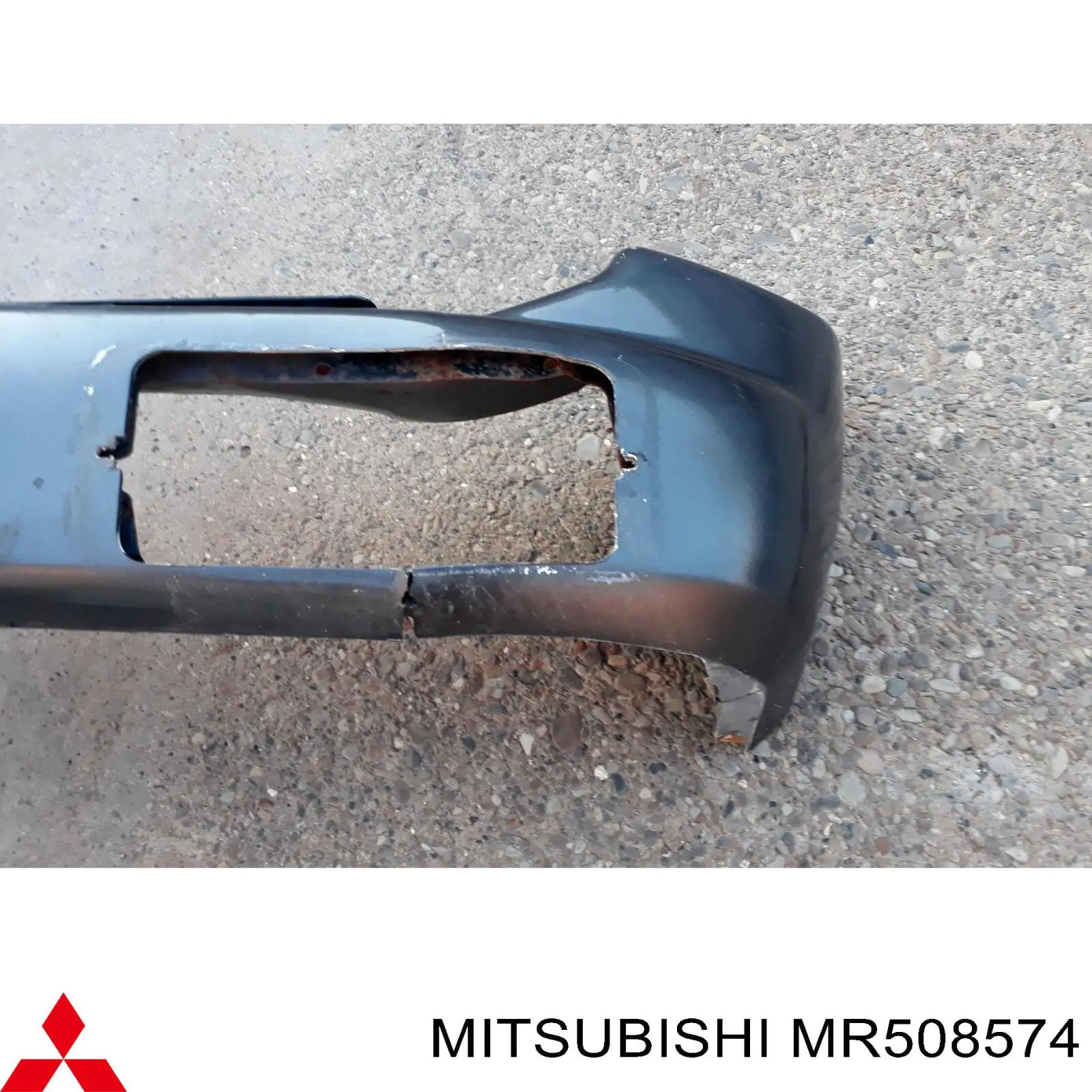 Compre MN161868 Mitsubishi Pára-choque traseiro