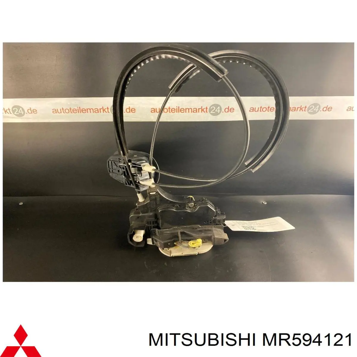 MR594121 Mitsubishi Espaçador (anel de borracha) da mola traseira superior