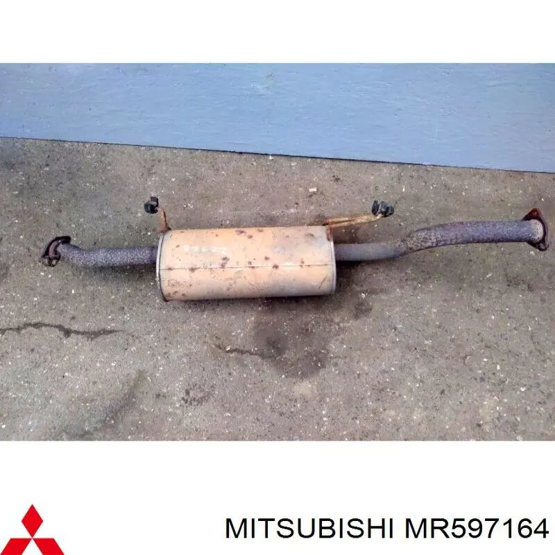 MR597164 Mitsubishi Silenciador, parte central
