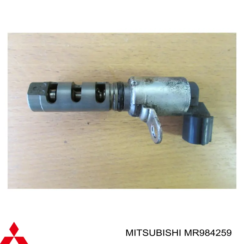 MR984259 Mitsubishi Válvula eletromagnética de posição (de fases) da árvore distribuidora