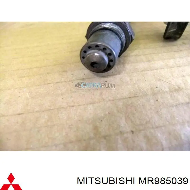 Compre MR985039 Mitsubishi Sonda lambda, sensor de oxigênio até o catalisador
